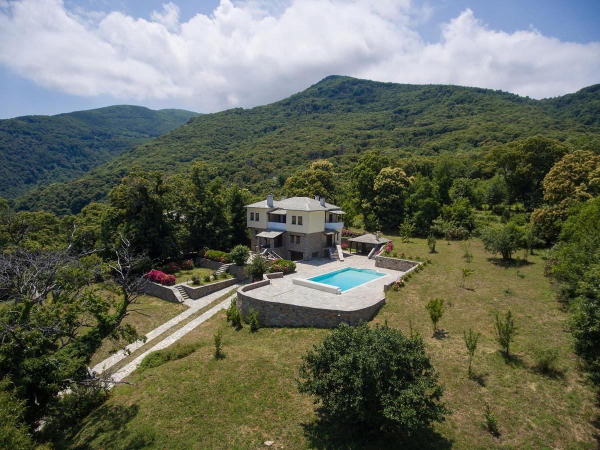 Luxury Villa With Pool In Tsagarada Exteriör bild