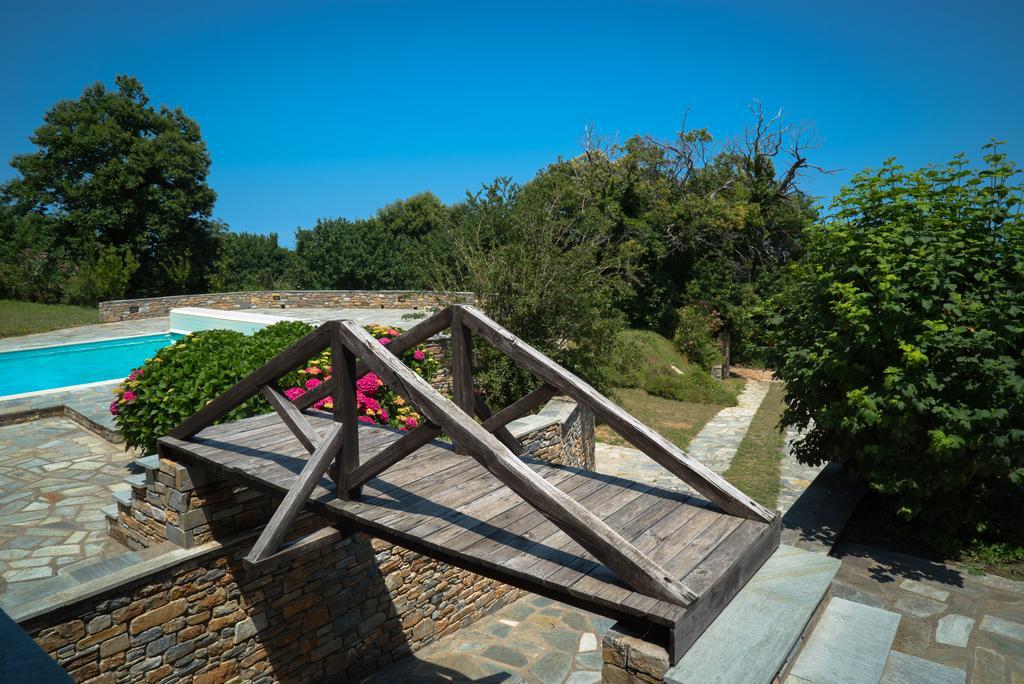 Luxury Villa With Pool In Tsagarada Exteriör bild