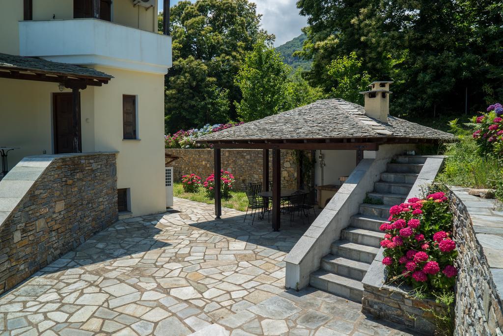 Luxury Villa With Pool In Tsagarada Exteriör bild